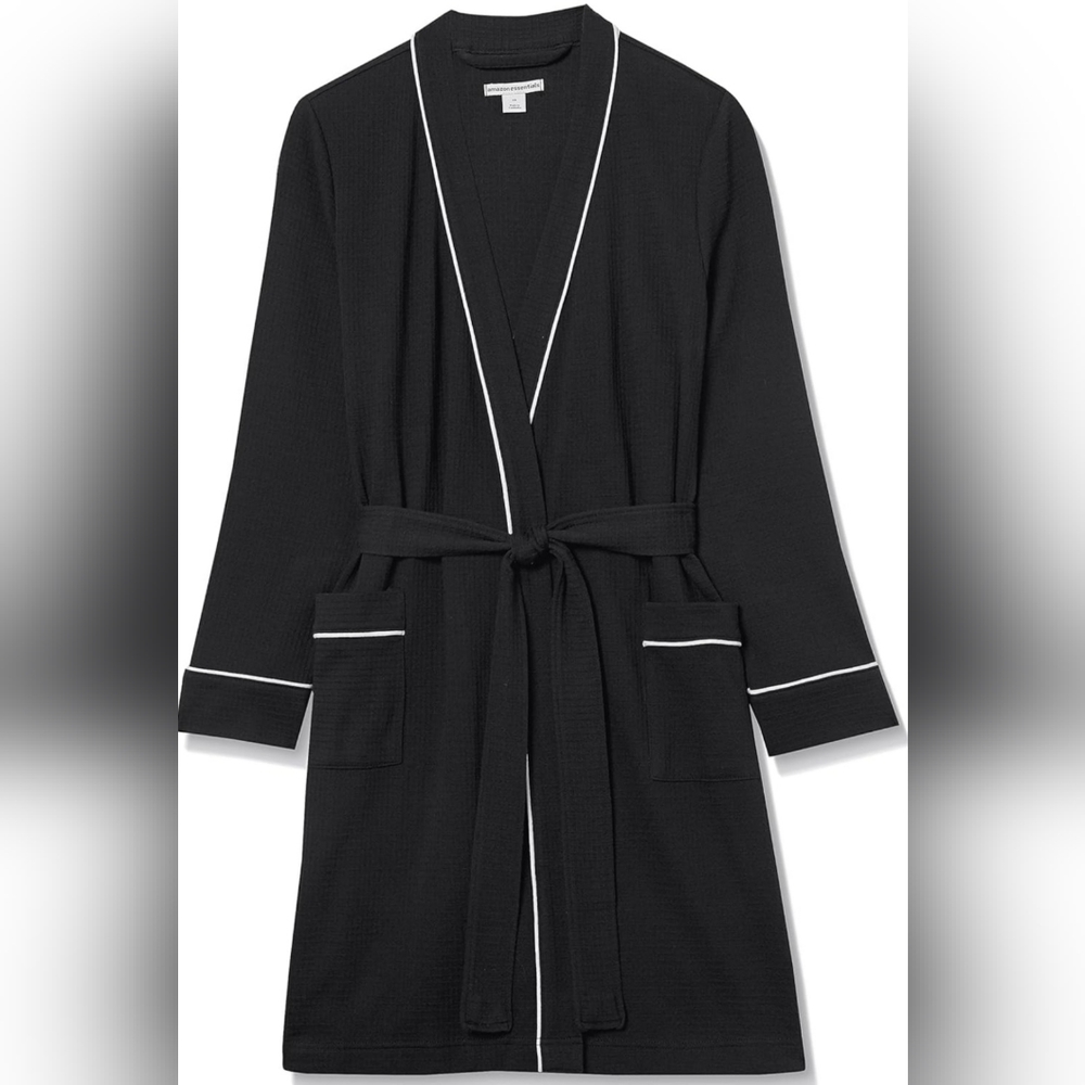 Amazon Essential Women's Lightweight Waffle Mid-Length Robe - Picture 3 of 4